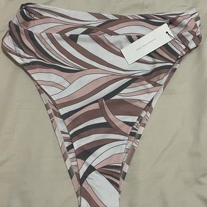 Tan lines by Sivan Ayla